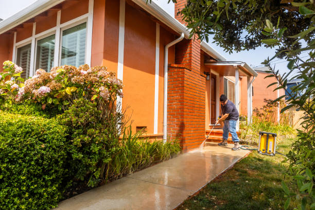 Best Commercial Pressure Washing  in Benton Harbor, MI